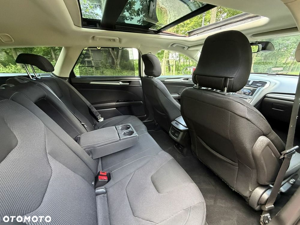 Ford Mondeo - 30
