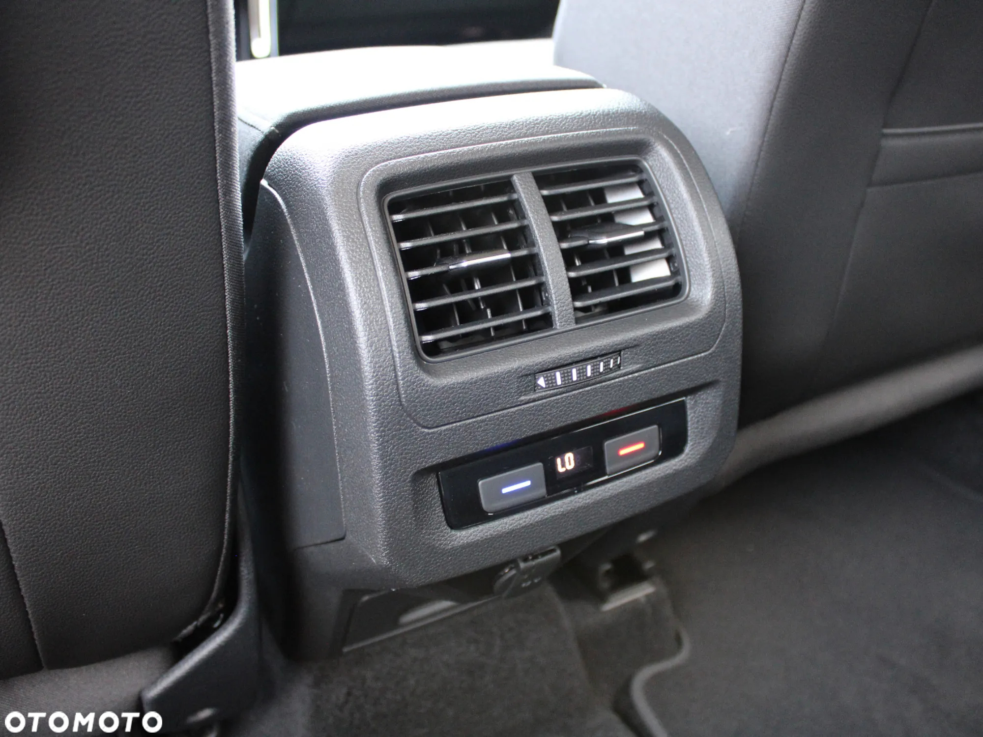 Volkswagen Touran 1.5 TSI EVO Comfortline DSG - 20