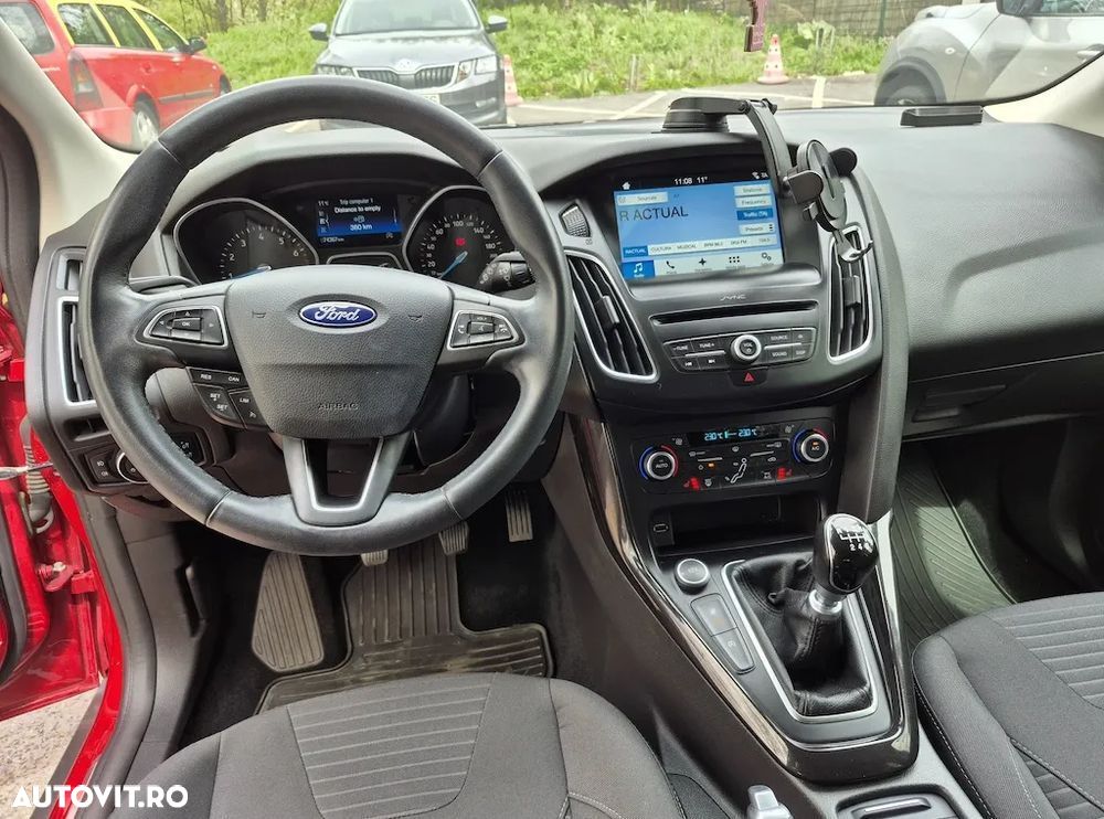 Ford Focus 1.0 EcoBoost Trend - 5