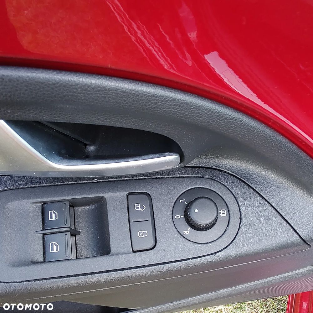 Volkswagen up! e-up United - 25