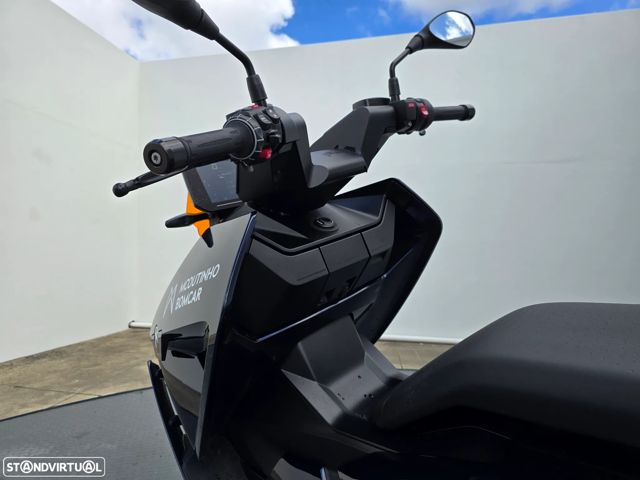 BMW CE 04 - 13