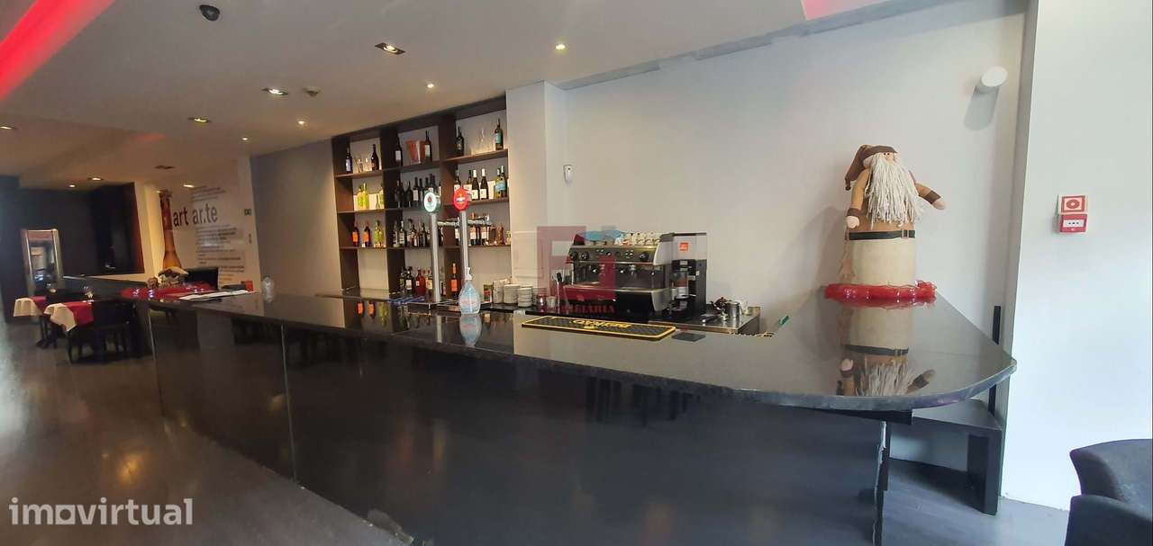 Trespasse  Restaurante com 2 pisos e com esplanada na Boavista - Grande imagem: 5/16