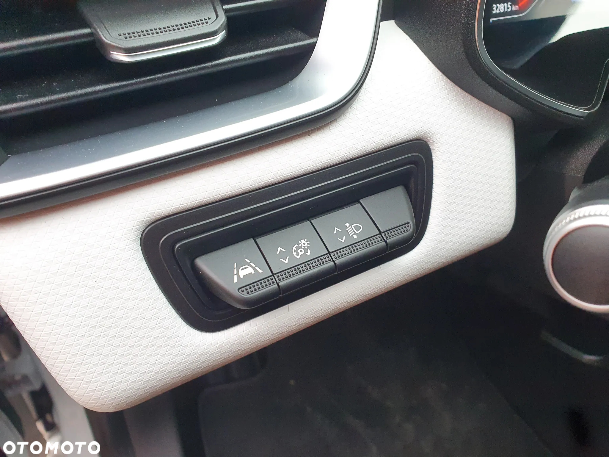 Renault Clio TCe 90 X-tronic EVOLUTION - 21