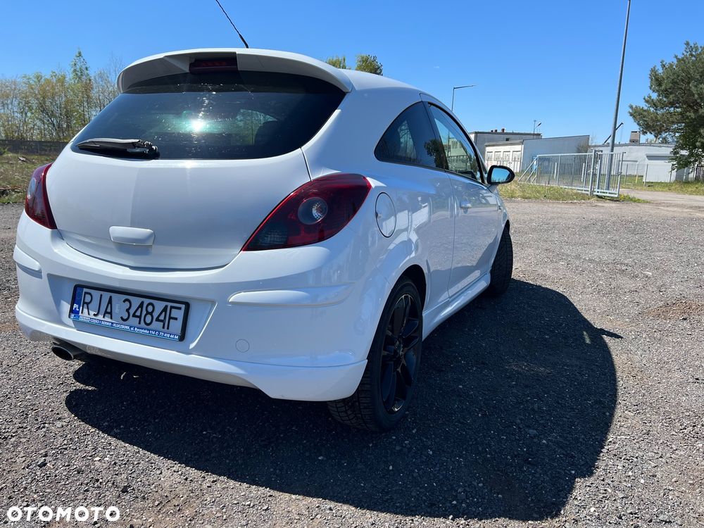 Opel Corsa 1.2 16V Limited Edition - 9