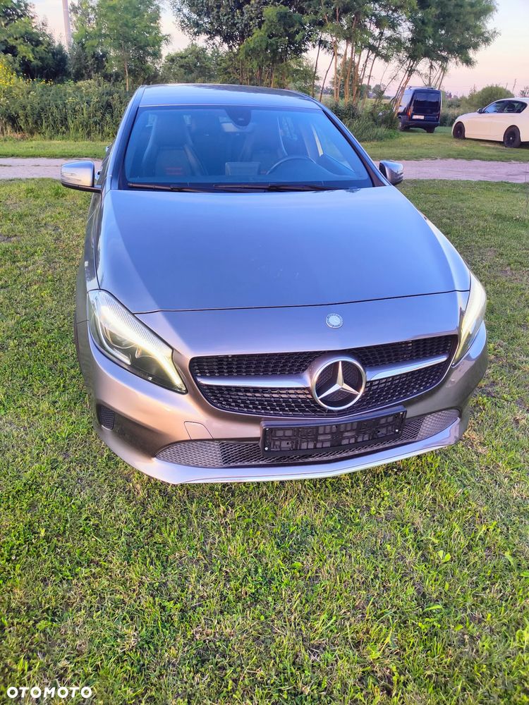 Mercedes-Benz Klasa A 160 d Activity Edition - 3