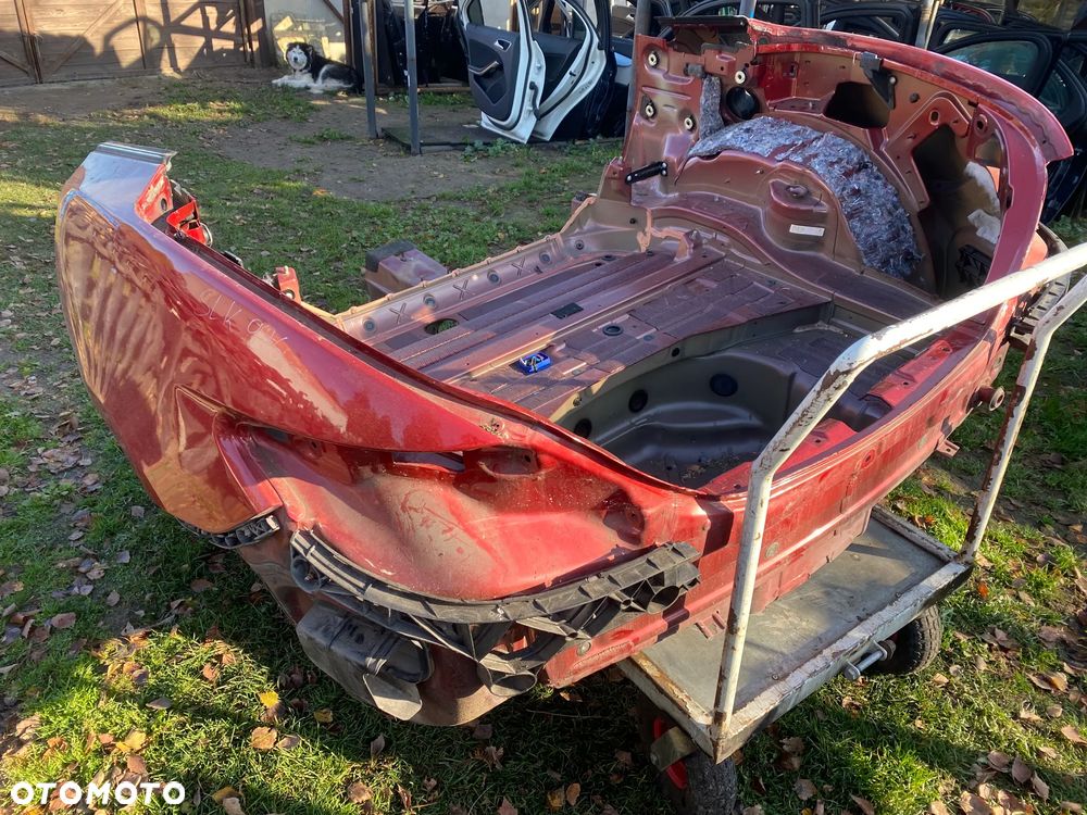 MERCEDES tyl nadwozia cwiartka prawa lewa kolor 996 - 1