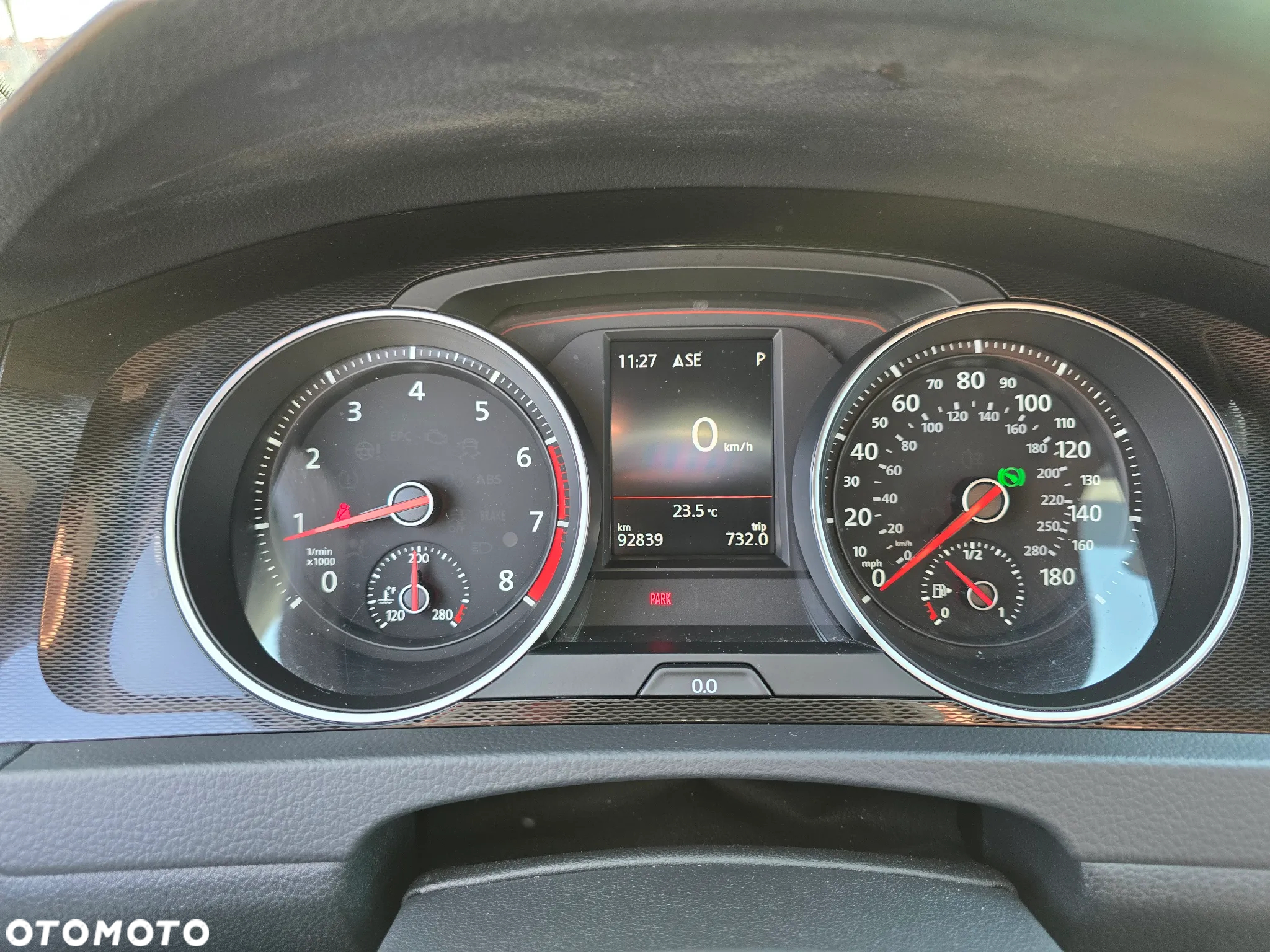 Volkswagen Golf GTI BlueMotion Technology DSG - 23