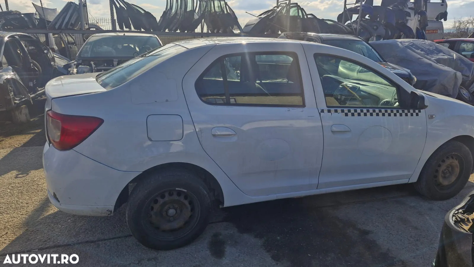 Dezmembram Dacia Logan 2 an 2015 motor 1.2 Benzina cod D4F-F7 - 7
