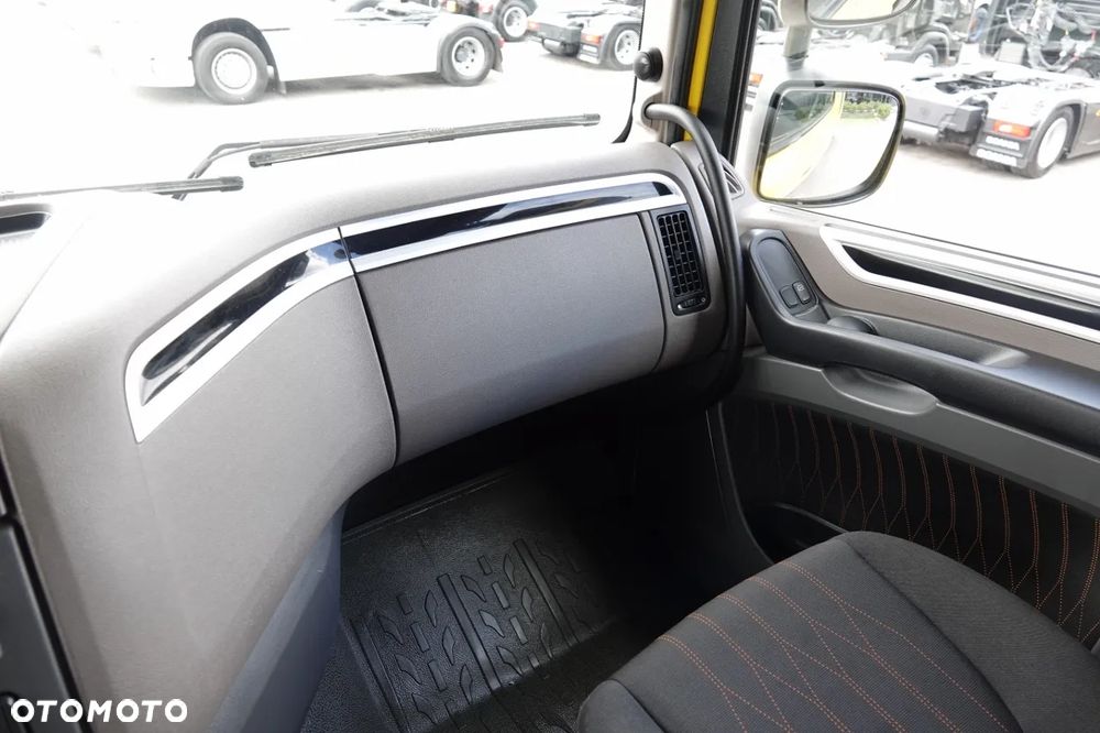 DAF XF 530 / SPACE CAB / OPONY 100% / EURO 6 - 30