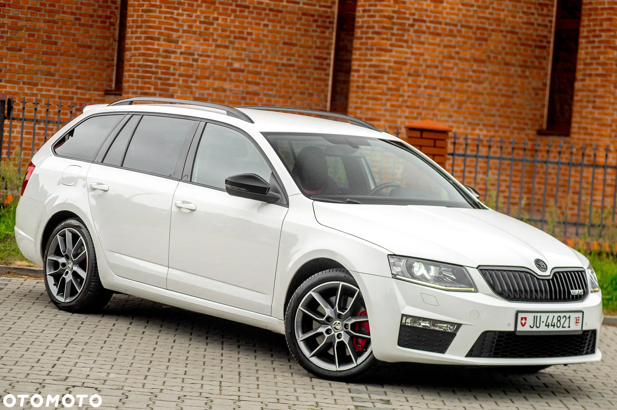 Skoda Octavia 2.0 TSI RS - 4
