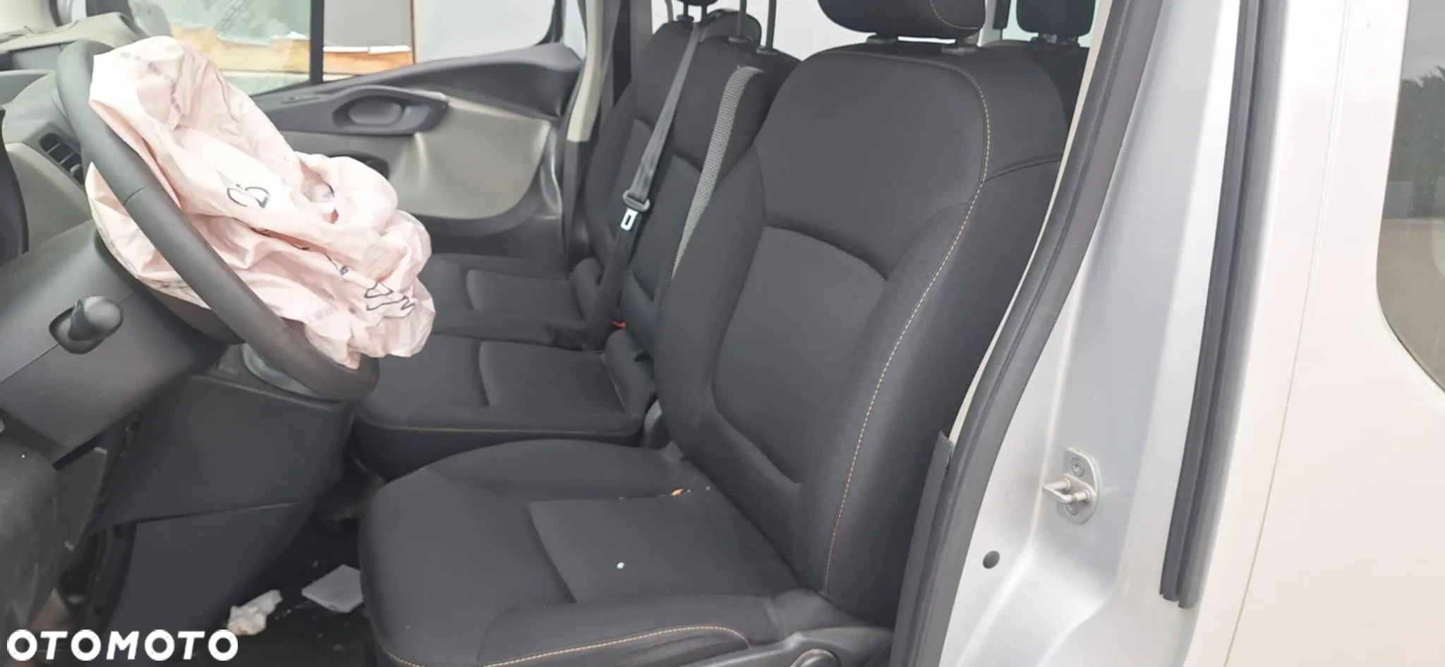 RENAULT TRAFIC III VIVARO II fotel kanapa II rząd komplet - 2