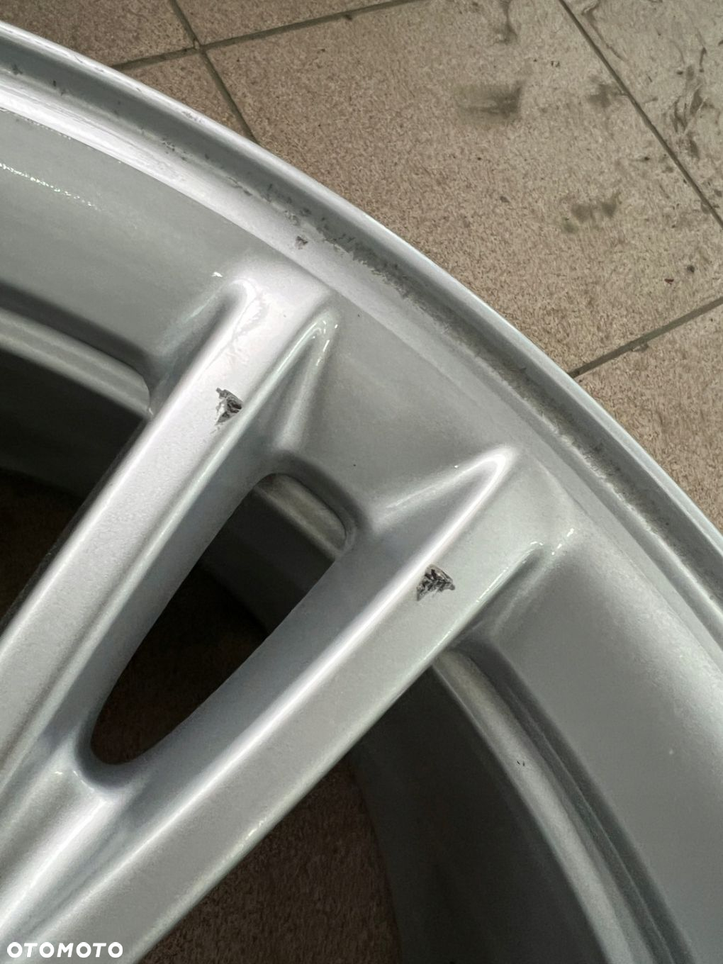 TESLA MODEL Y 20- FELGA ALUMINIOWA 19 9,5J ET45 5X114,3 PROSTA - 2