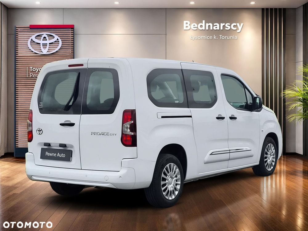 Toyota Proace City Verso Long 1.5 D-4D Business - 5