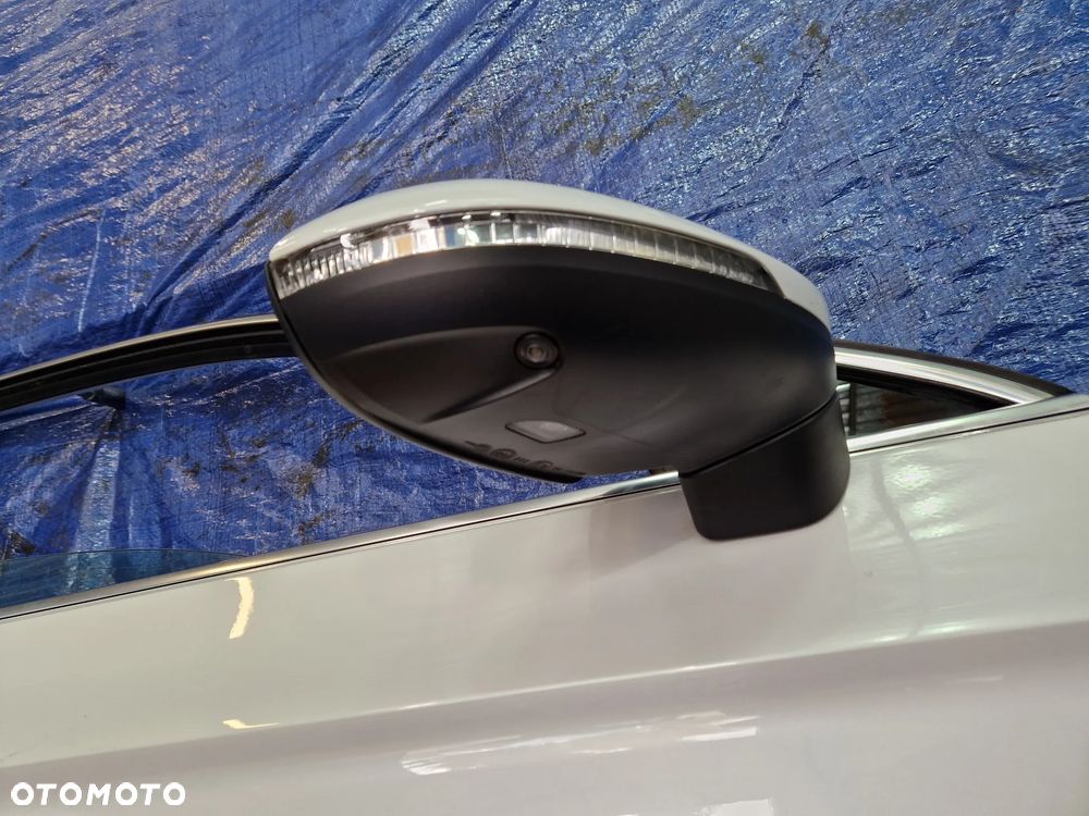 VW Passat B8 Lusterko Prawe Asystent Kamera L0K1 13pin (11pin+2pin) - 2