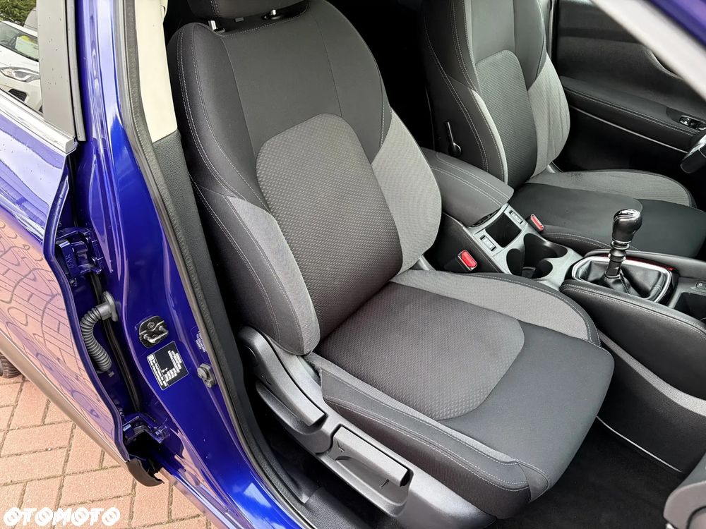Nissan Qashqai 1.5 dCi N-Connecta EU6 - 17