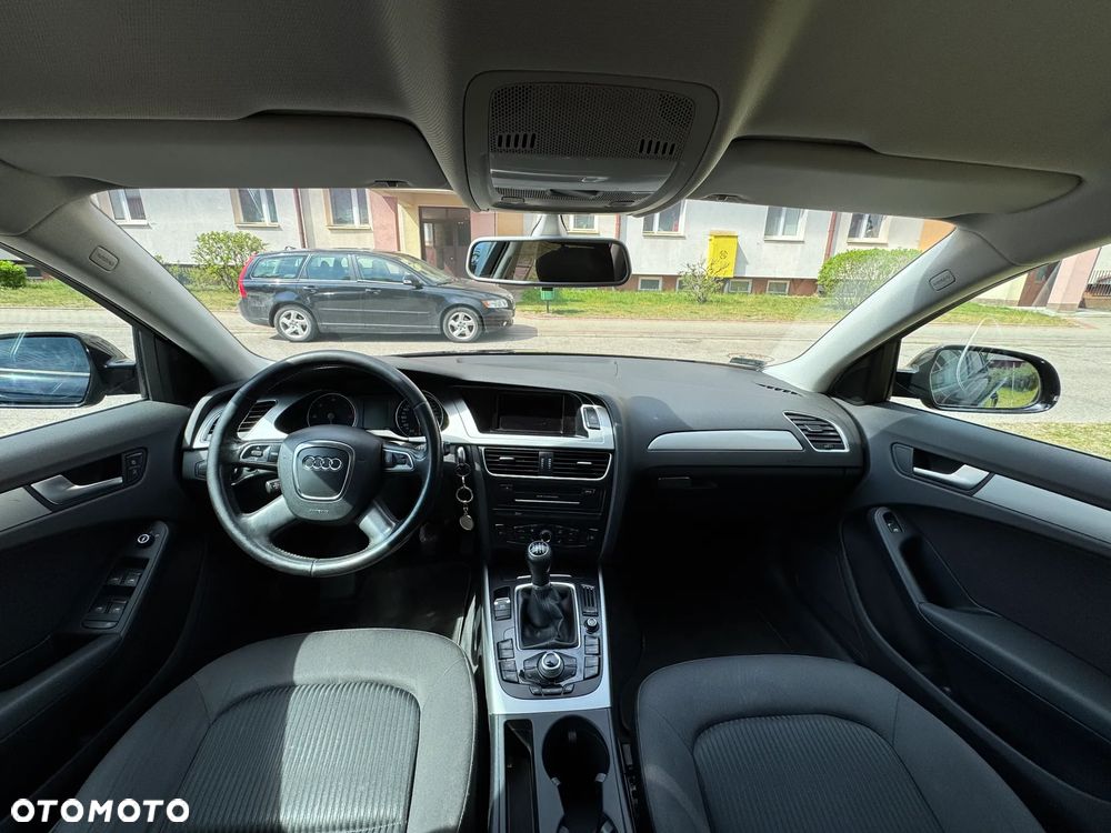 Audi A4 Avant 2.0 TDI DPF Ambiente - 11