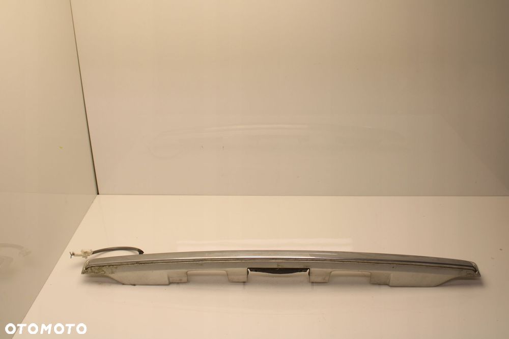 TOYOTA COROLLA VERSO II LIFT 06R- BLENDA LISTWA KLAPY BAGAŻNIKA 1C0 CHROM - 3