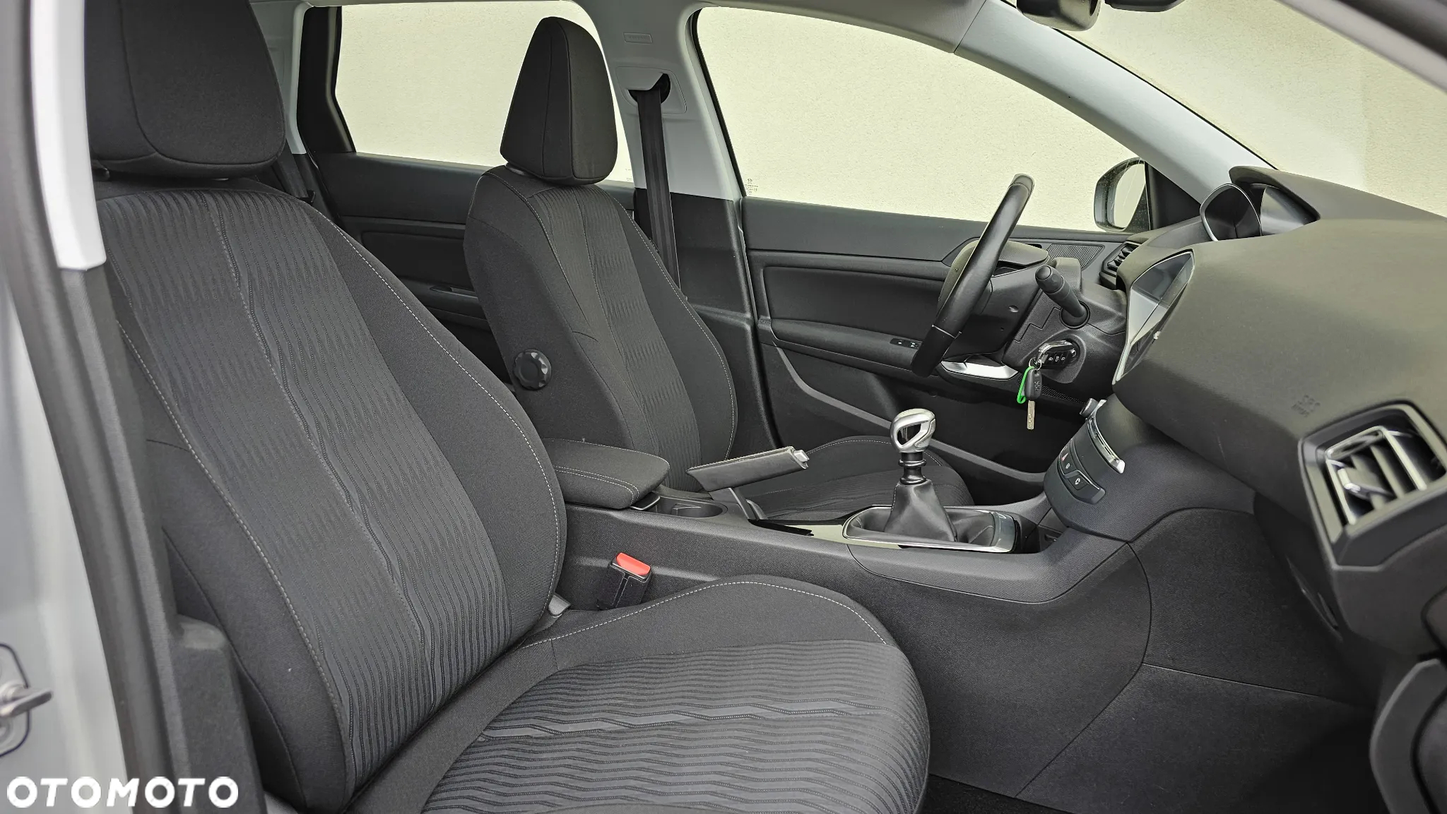 Peugeot 308 SW 1.6 BlueHDi Business Line S&S - 18