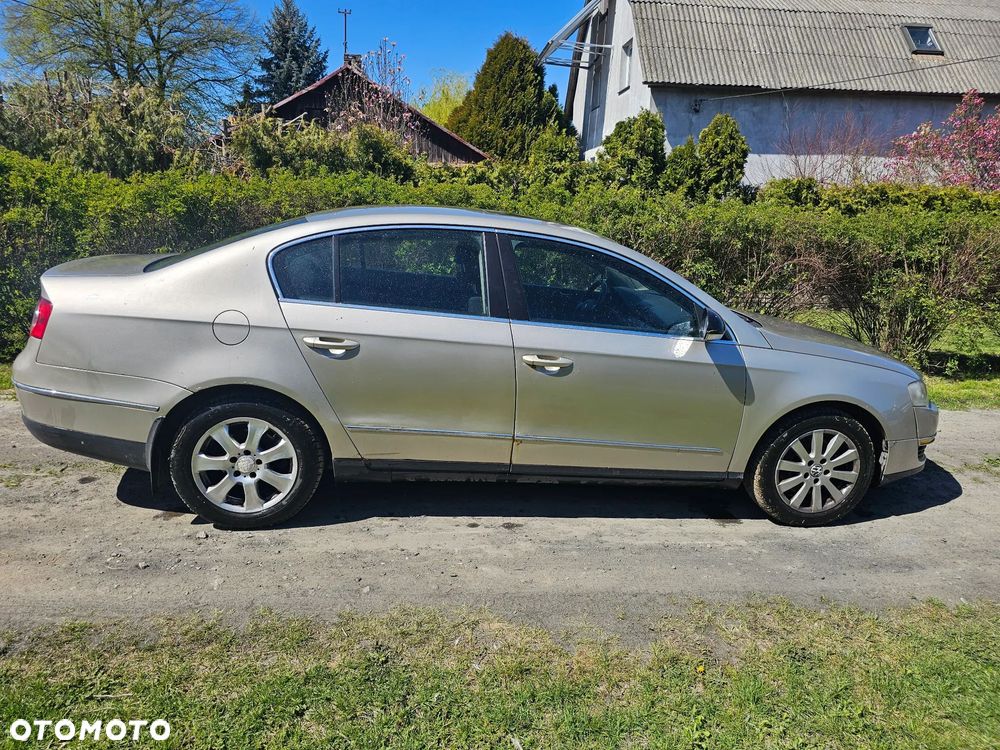Volkswagen Passat 2.0 TDI 4Mot Highline - 5