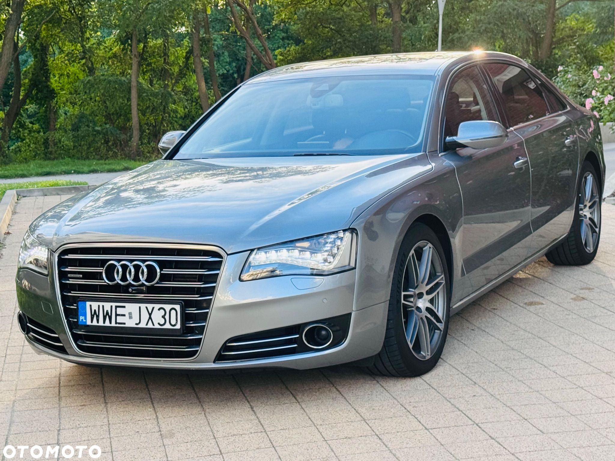 Audi A8 4.2 TDI L Quattro - 1