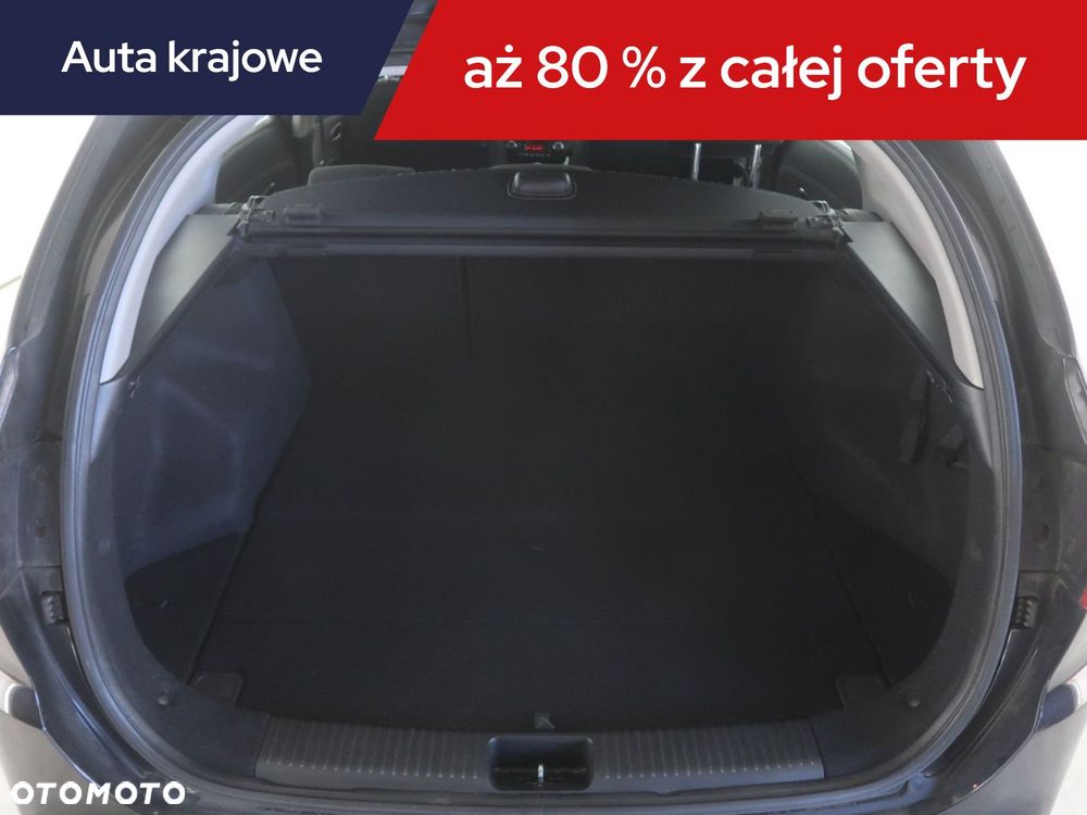 Kia Ceed - 16