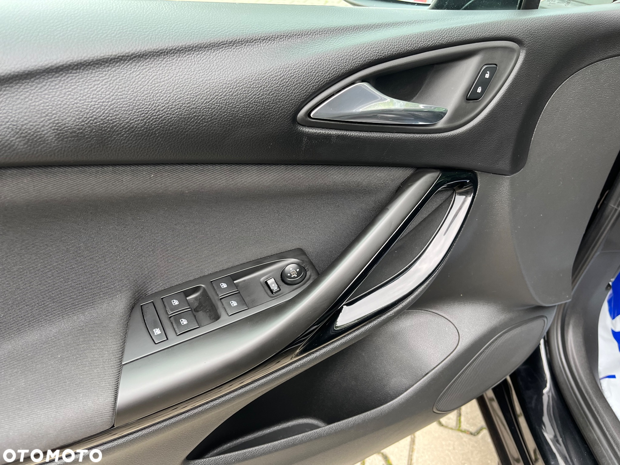 Opel Astra 1.6 Turbo Start/Stop Sports Tourer Innovation - 7