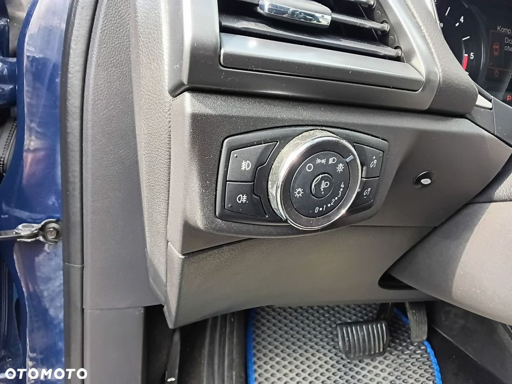 Ford Mondeo - 28