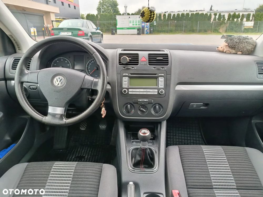 Volkswagen Golf 1.6 Trendline - 12