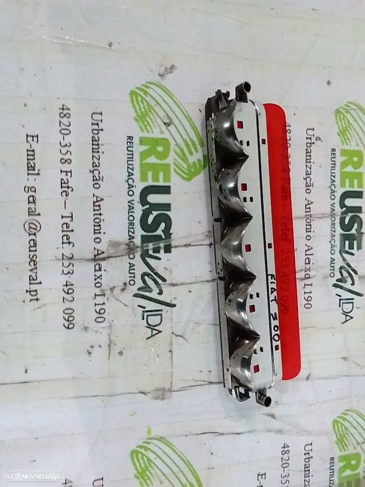 Farolim Stop Tampa Mala Centro Fiat 500 (312_) - 2