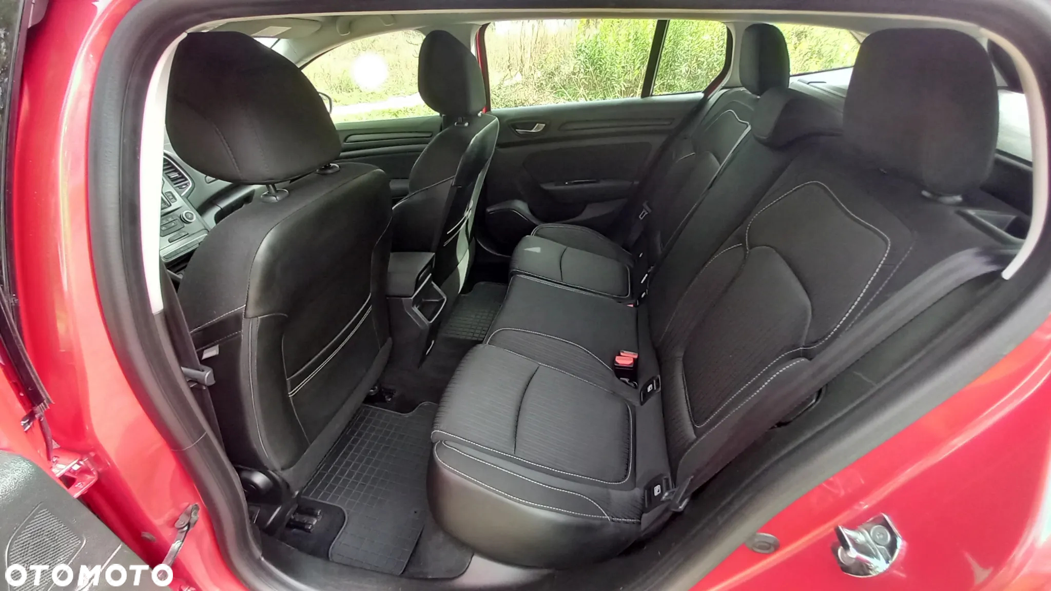 Renault Megane 1.6 SCe Zen - 8