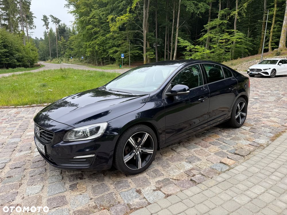 Volvo S60 - 1