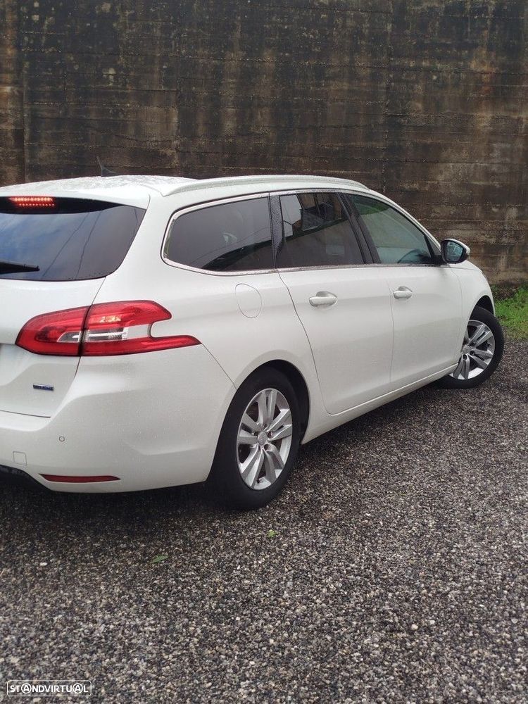 Peugeot 308 SW 1.6 BlueHDi Allure - 15