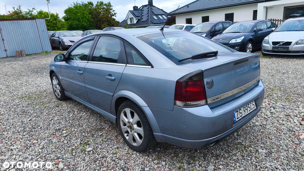 Opel Vectra 1.9 CDTI - 11