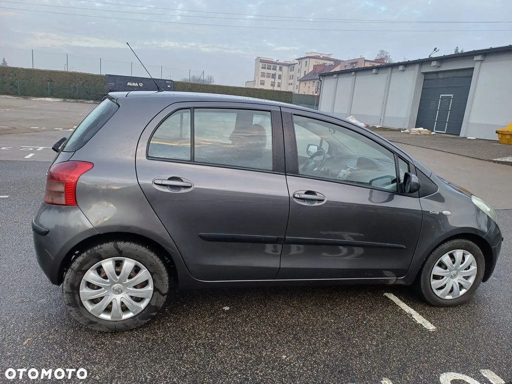 Toyota Yaris 1.4 D-4D Luna - 3