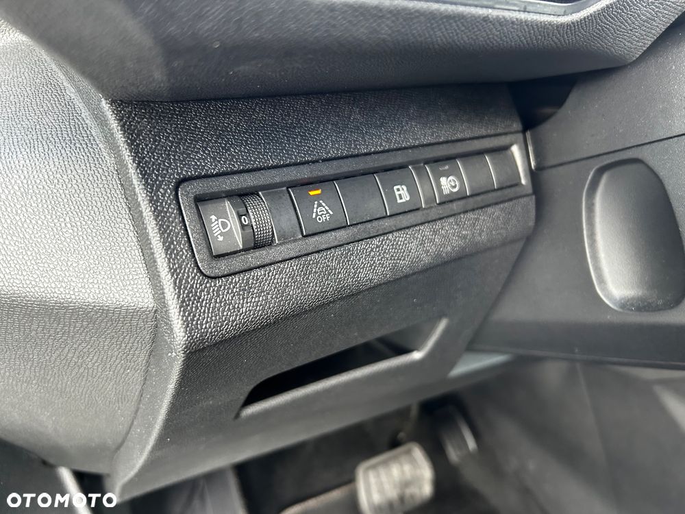 Peugeot 3008 225 e-EAT8 Allure Pack - 31
