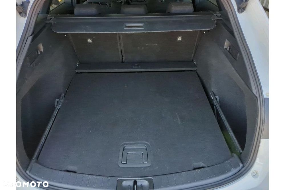 Toyota Corolla 1.8 Hybrid Comfort - 16