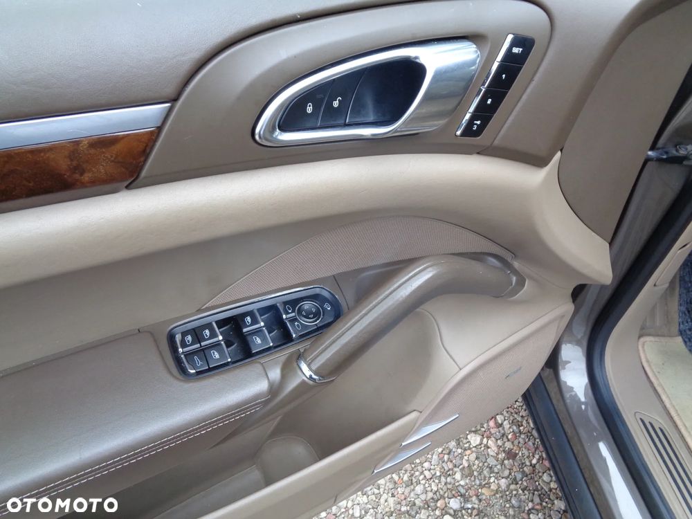 Porsche Cayenne Diesel Tiptronic S - 10