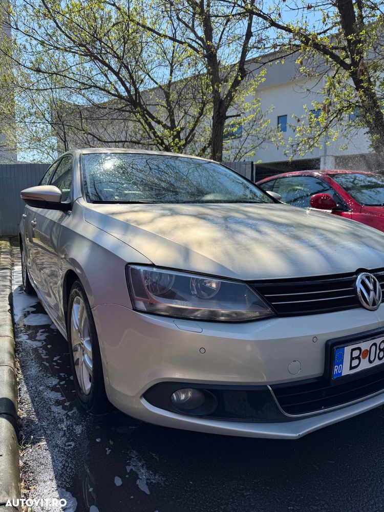 Volkswagen Jetta 1.6 TDI DPF Comfortline - 1