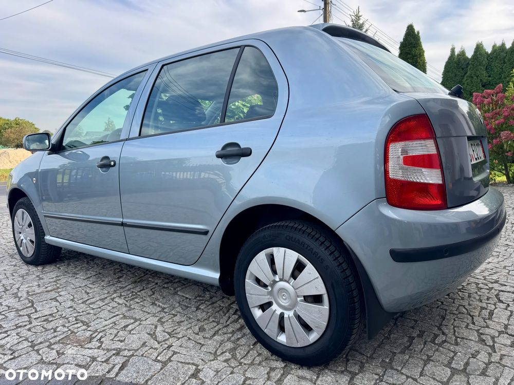 Skoda Fabia 1.4 16V Ambiente - 10