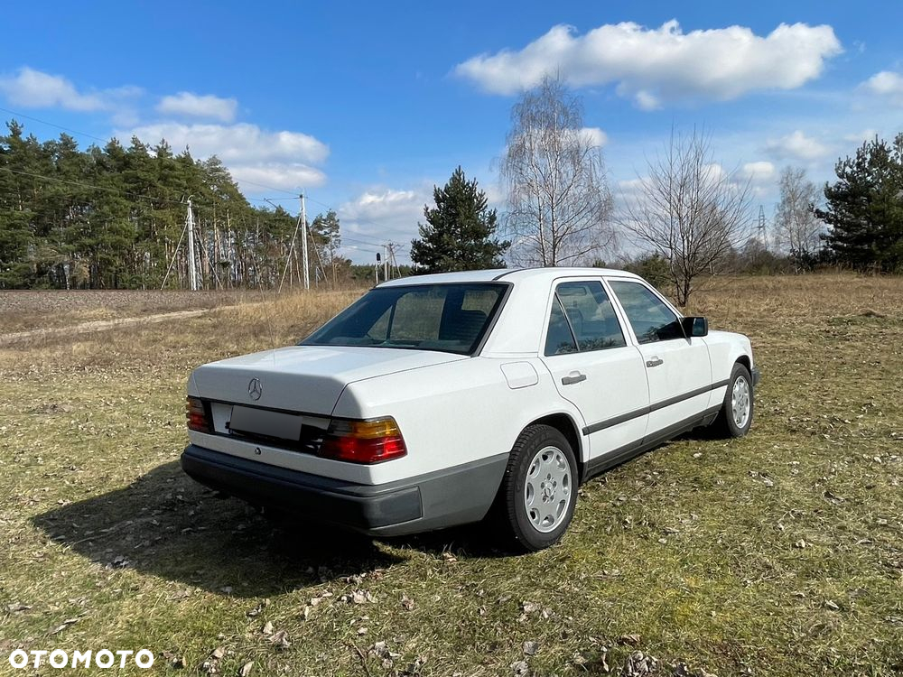 Mercedes-Benz W124 (1984-1993) - 3