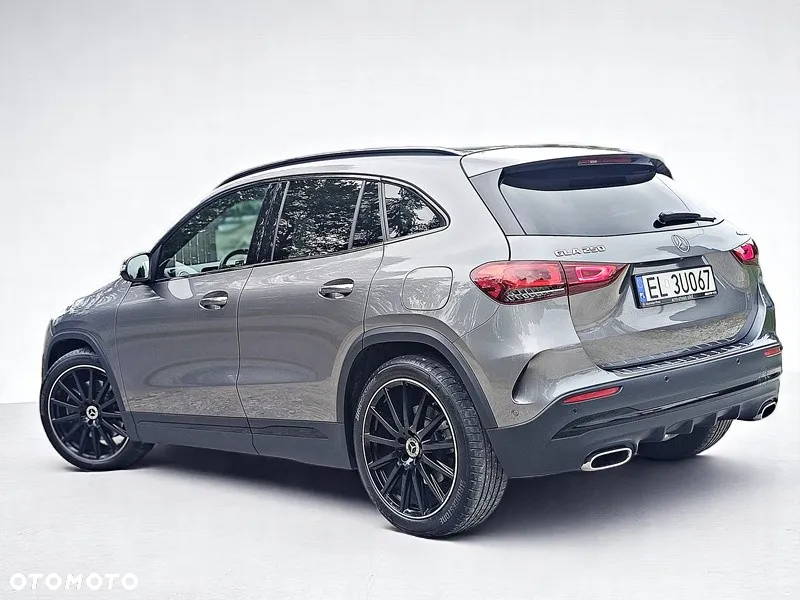 Mercedes-Benz GLA 250 4-Matic AMG Line - 3