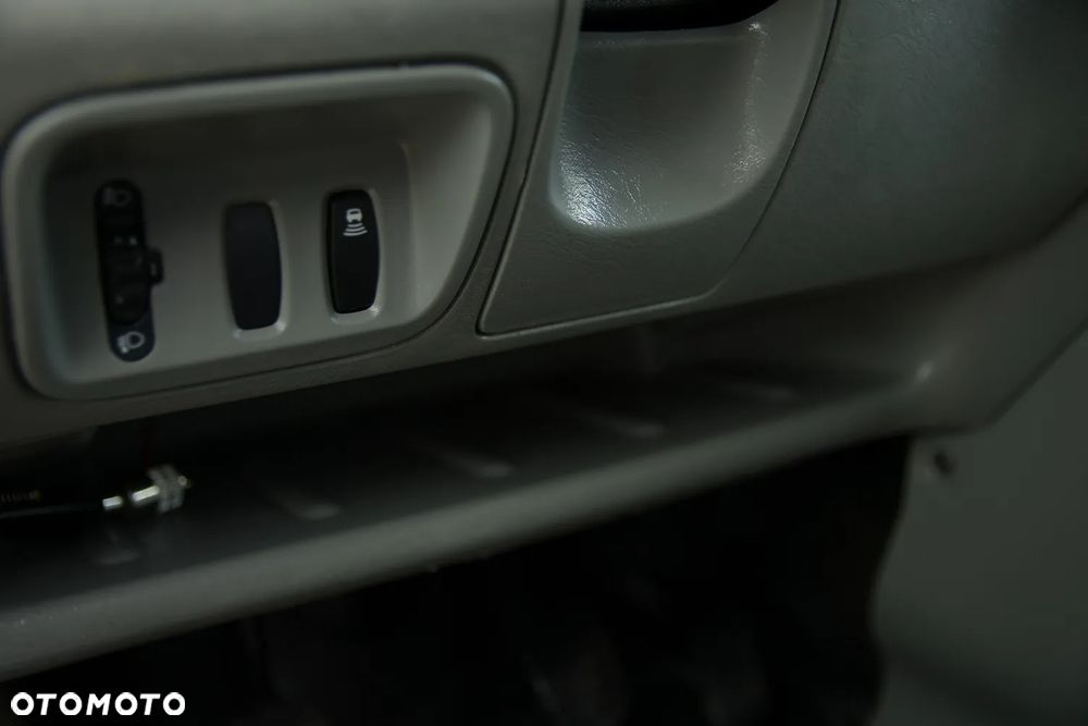 Opel Vivaro - 34