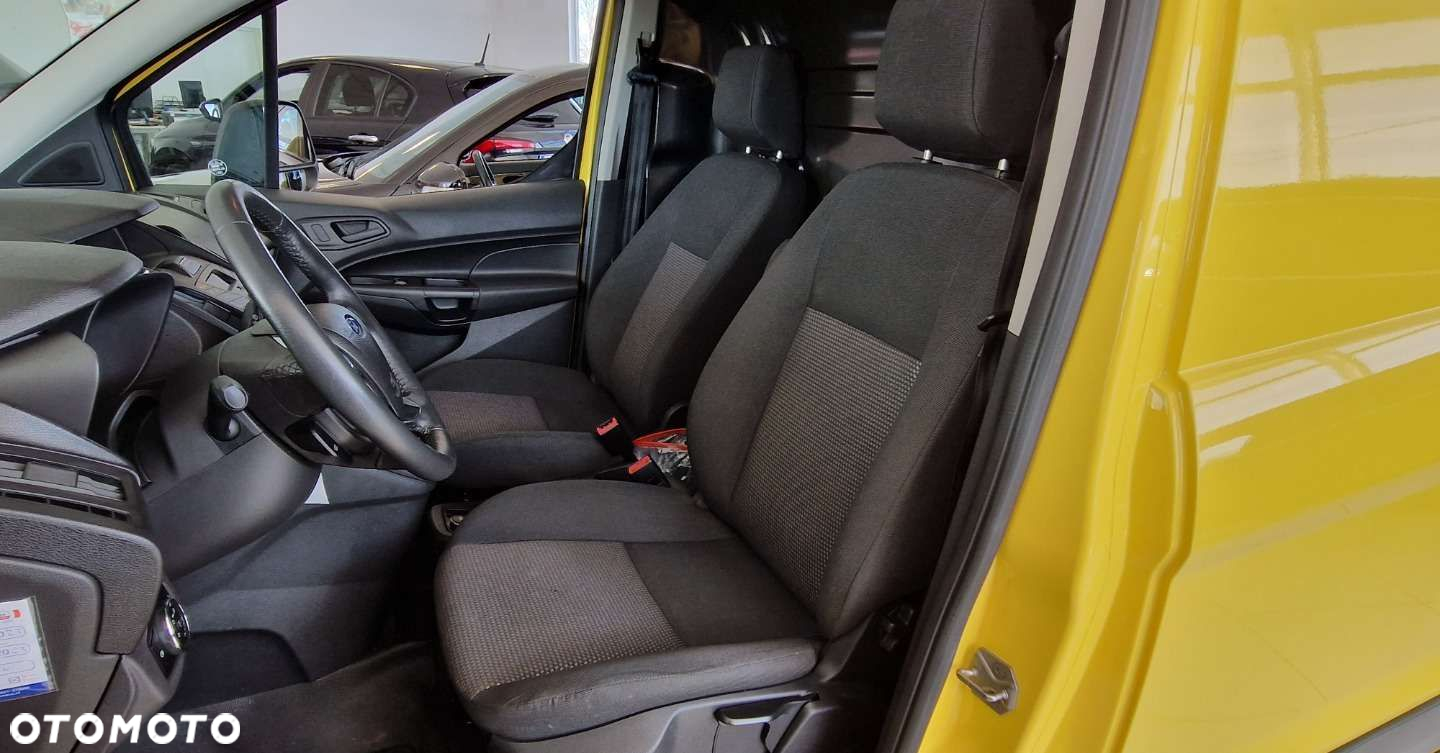 Ford Transit Connect - 12
