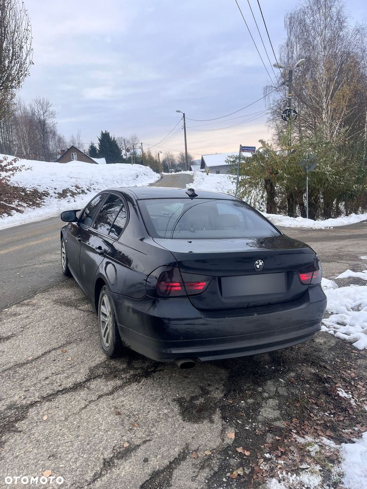 BMW Seria 3 318d - 3