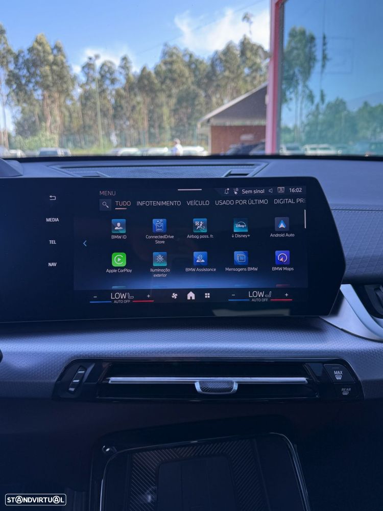 BMW iX2 eDrive20 Pack Desportivo M Pro - 15