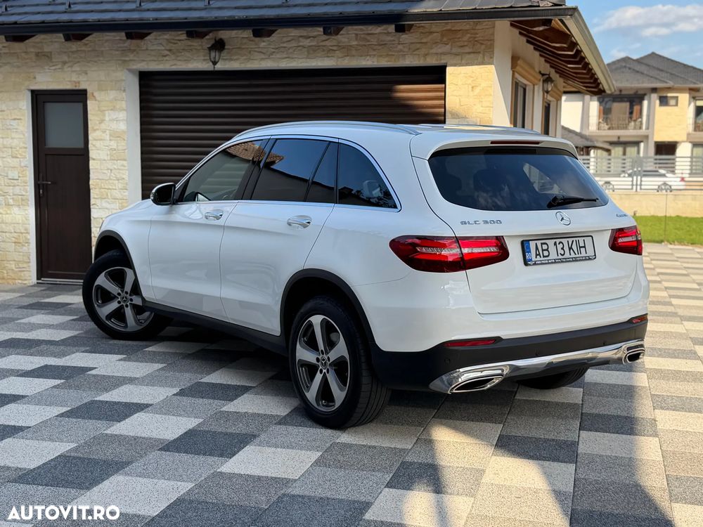 Mercedes-Benz GLC 300 4MATIC 9G-TRONIC Exclusive - 13