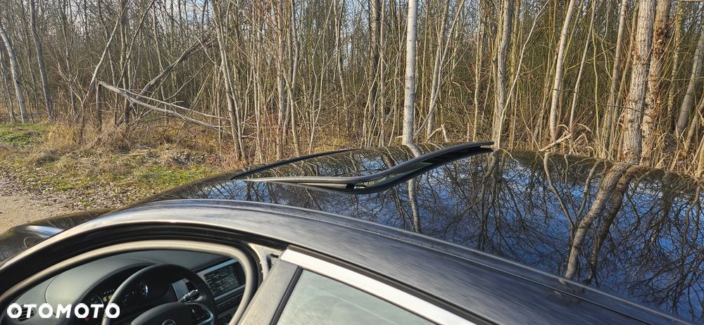 Jaguar XF 2.0 T Premium Luxury - 26