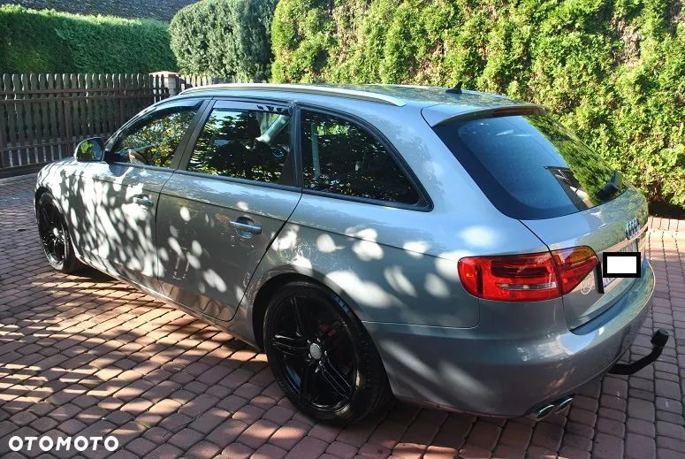 Audi A4 Avant 2.0 TDI - 7