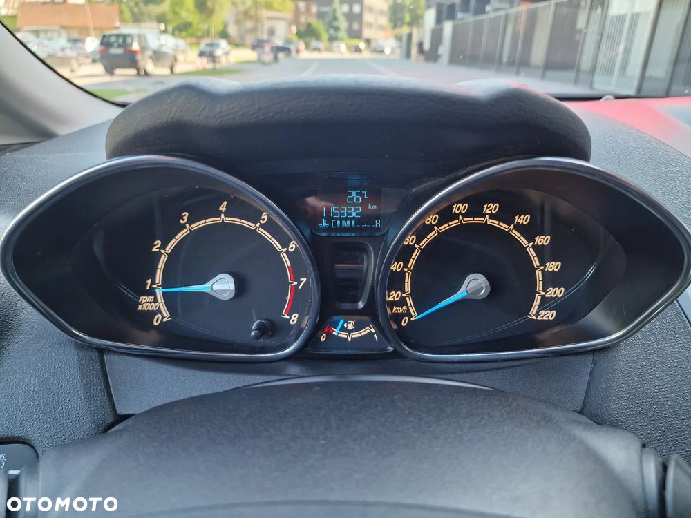 Ford Fiesta - 15