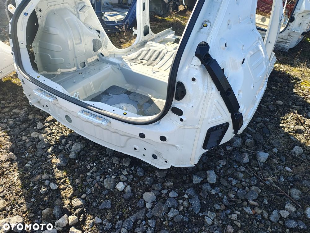 Ćwiartka poszycie błotnik prawy tył Kia Niro II 22+kolor swp - 4